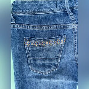 YOUNG AND FADED Classic Blue Women's Jeans size 00 juniors New Without tags